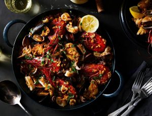 Seafood Paella Mastery A Guide for Anglers to Perfect the Spanish Classic