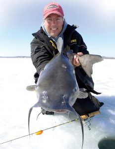 Frozen Adventures Winter Ice Fishing for Blue Catfish - Proven Tips and Techniques for Landing Trophy Blues