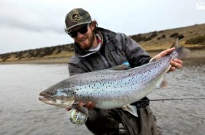 Top-Rated Gear for Steelhead and Salmon Fishing in Rivers and Streams
